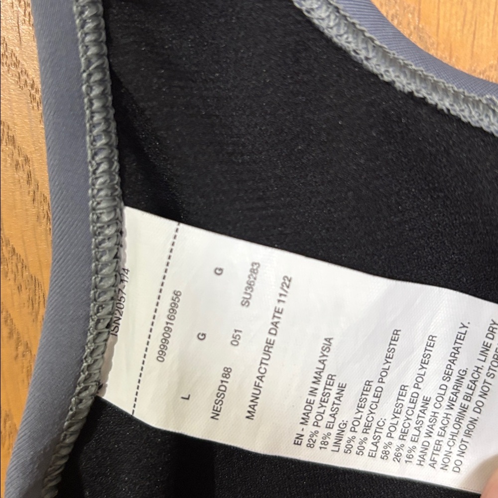 Nike Women's grey Sports Bra razorback large - Picture 4 of 5